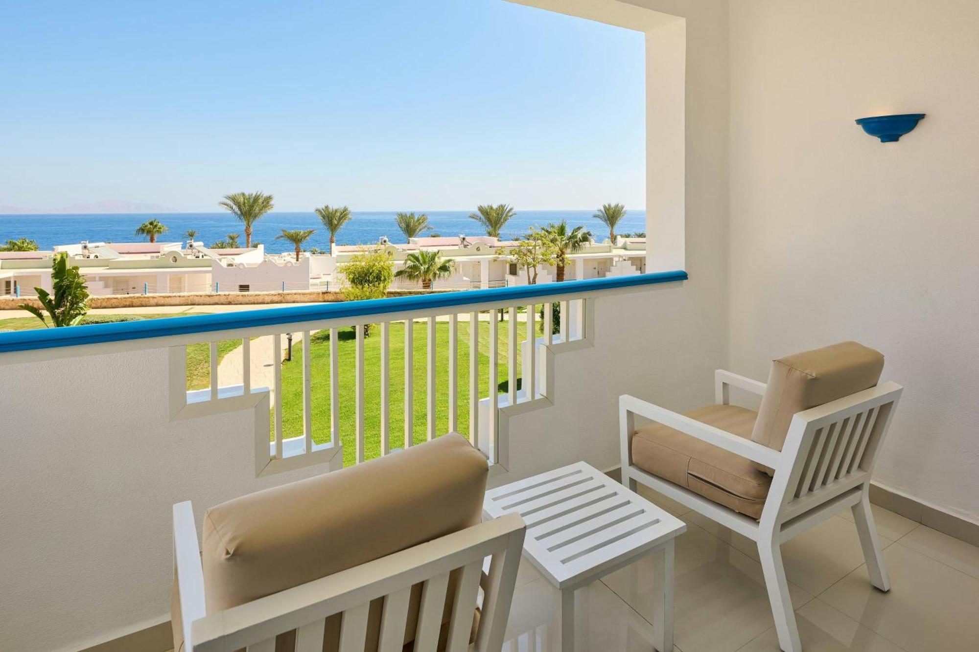 Premium Sea View Room Guest room 2 Twin beds